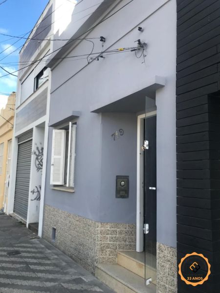 Casa Comercial com 4 quartos, 2 banheiros e 72m² à venda no bairro Centro, Pelotas