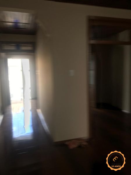 Casa Comercial com 4 quartos, 2 banheiros e 72m² à venda no bairro Centro, Pelotas