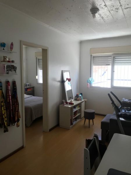 Apartamento com 1 quarto, 1 banheiro e 41m² à venda no bairro Centro, Pelotas
