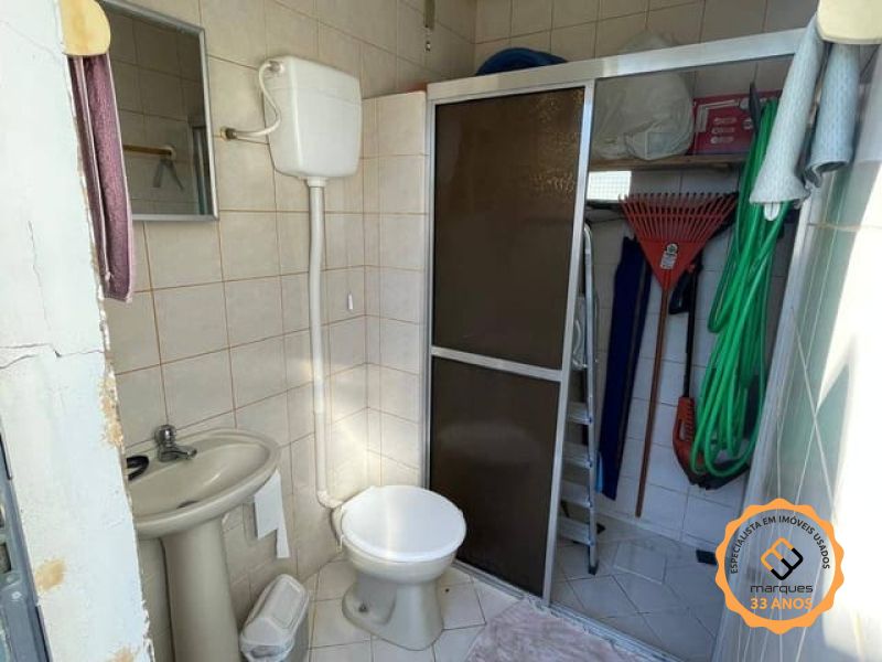 Casa com 4 quartos, 2 banheiros e 161m² à venda no bairro Obelisco, Pelotas