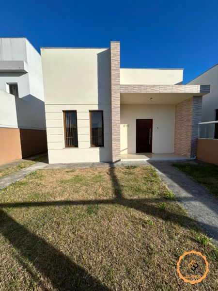 Casa com 2 quartos, 1 banheiro e 76m² à venda no bairro Laranjal, Pelotas