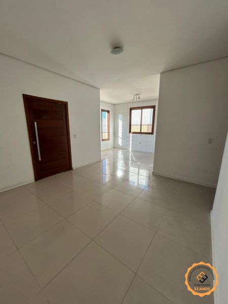Casa com 2 quartos, 1 banheiro e 76m² à venda no bairro Laranjal, Pelotas