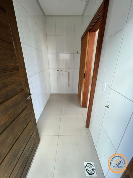 Casa com 2 quartos, 1 banheiro e 76m² à venda no bairro Laranjal, Pelotas