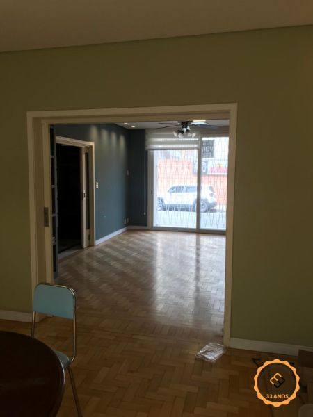 Casa com 3 quartos, 3 banheiros e 225m² à venda no bairro Centro, Pelotas