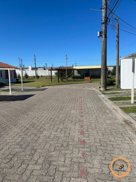 Casa com 2 quartos, 1 banheiro e 65m² à venda no bairro Três Vendas, Pelotas