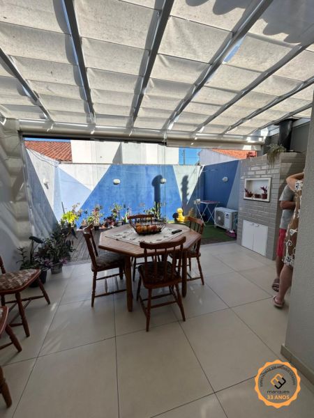 Casa com 2 quartos, 1 banheiro e 65m² à venda no bairro Três Vendas, Pelotas