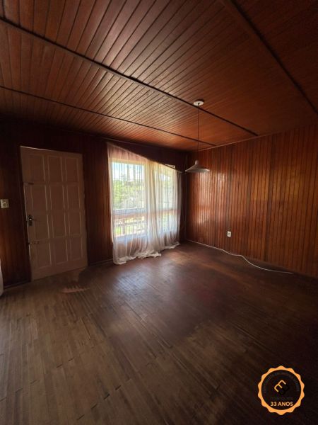 Casa com 3 quartos, 1 banheiro e 184m² à venda no bairro Vila Mariana, Pelotas