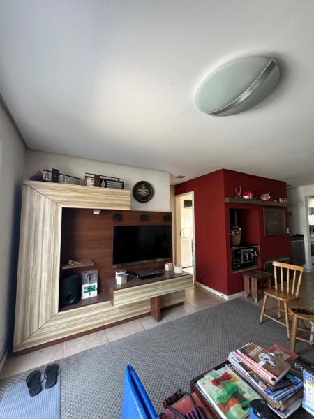 Casa com 3 quartos, 3 banheiros e 110m² à venda no bairro Areal, Pelotas