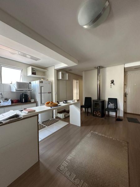 Casa com 3 quartos, 3 banheiros e 110m² à venda no bairro Areal, Pelotas