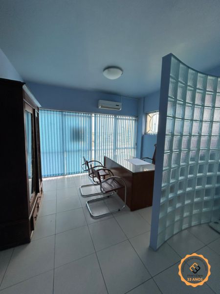 Sala com 1 banheiro e 57m² à venda no bairro Centro, Pelotas