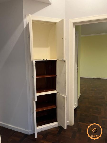 Apartamento com 3 quartos, 2 banheiros e 192m² à venda no bairro Centro, Pelotas