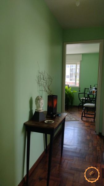 Apartamento com 2 quartos, 2 banheiros e 93m² à venda no bairro Porto, Pelotas