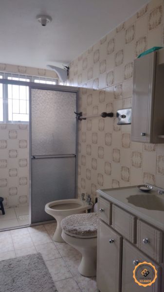 Apartamento com 2 quartos, 2 banheiros e 93m² à venda no bairro Porto, Pelotas