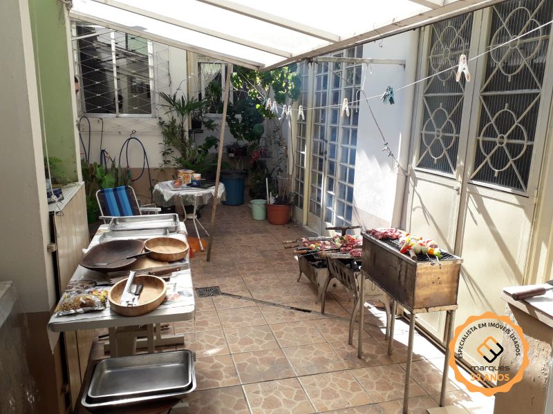 Casa com 2 quartos, 1 banheiro e 140m² à venda no bairro Centro, Pelotas