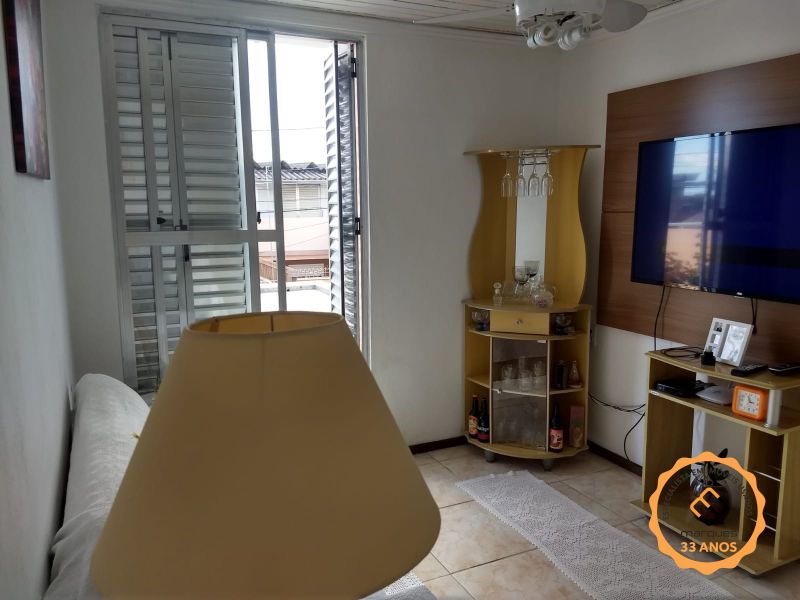 Apartamento com 2 quartos, 1 banheiro e 50m² à venda no bairro Três Vendas, Pelotas