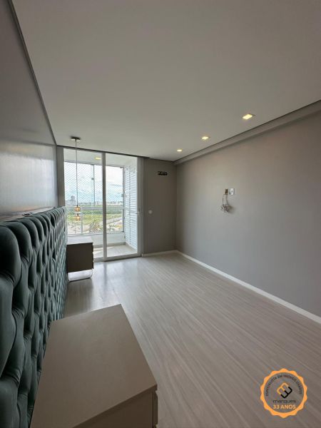 Apartamento com 3 quartos, 3 banheiros e 120m² à venda no bairro São Gonçalo, Pelotas
