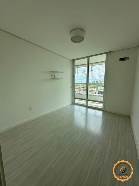Apartamento com 3 quartos, 3 banheiros e 120m² à venda no bairro São Gonçalo, Pelotas