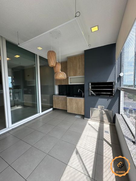 Apartamento com 3 quartos, 3 banheiros e 120m² à venda no bairro São Gonçalo, Pelotas