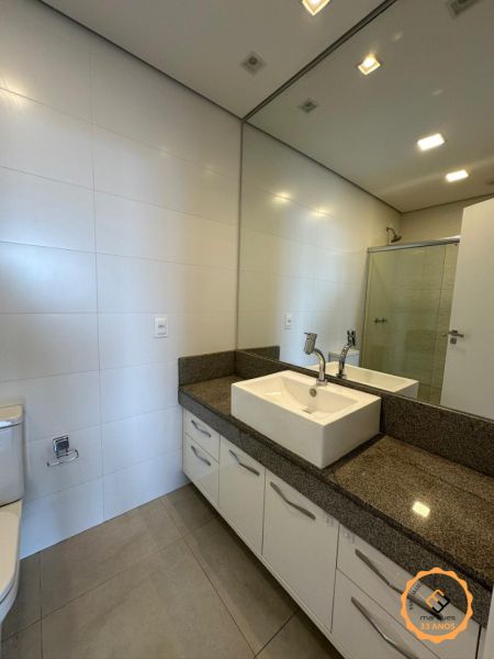 Apartamento com 3 quartos, 3 banheiros e 120m² à venda no bairro São Gonçalo, Pelotas