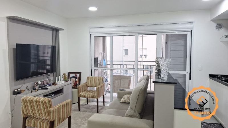 Apartamento com 2 quartos, 1 banheiro e 63m² à venda no bairro Areal, Pelotas