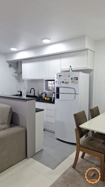 Apartamento com 2 quartos, 1 banheiro e 63m² à venda no bairro Areal, Pelotas