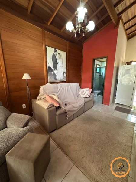 Casa com 1 quarto, 1 banheiro e 94m² à venda no bairro Umuharama, Pelotas