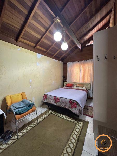 Casa com 1 quarto, 1 banheiro e 94m² à venda no bairro Umuharama, Pelotas