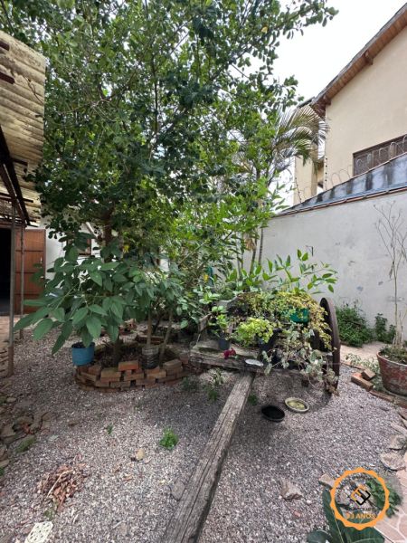 Casa com 1 quarto, 1 banheiro e 94m² à venda no bairro Umuharama, Pelotas