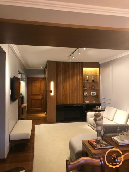 Apartamento com 2 quartos, 2 banheiros e 122m² à venda no bairro Centro, Pelotas