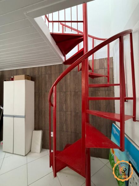 Casa com 2 quartos, 2 banheiros e 272m² à venda no bairro Laranjal, Pelotas