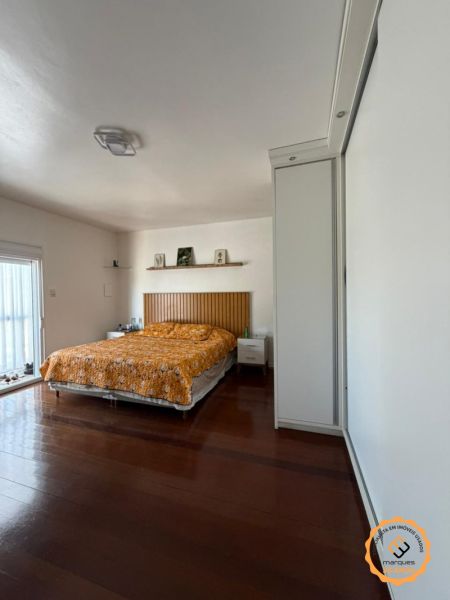 Casa com 2 quartos, 2 banheiros e 272m² à venda no bairro Laranjal, Pelotas