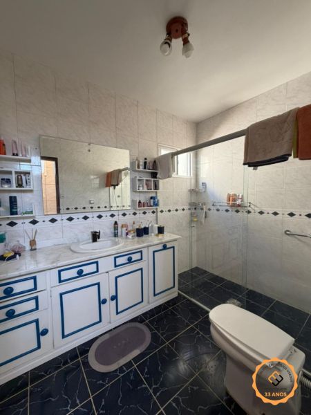 Casa com 2 quartos, 2 banheiros e 272m² à venda no bairro Laranjal, Pelotas