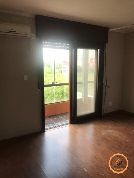 Apartamento com 2 quartos, 1 banheiro e 103m² à venda no bairro Areal, Pelotas