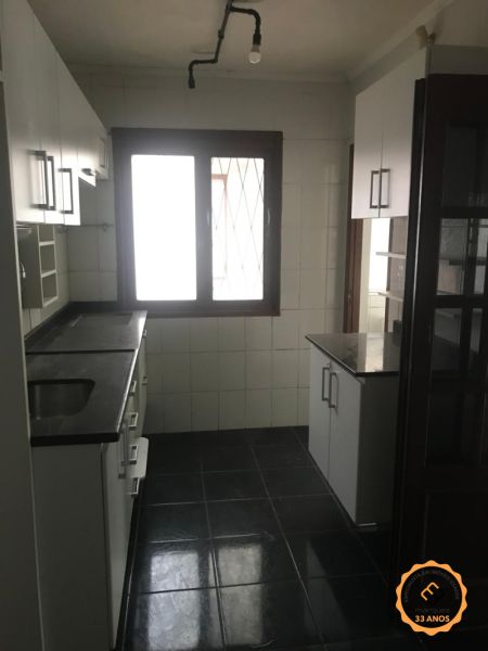 Apartamento com 2 quartos, 1 banheiro e 103m² à venda no bairro Areal, Pelotas