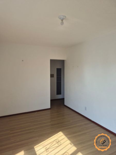 Apartamento com 2 quartos, 1 banheiro e 54m² à venda no bairro Centro, Pelotas