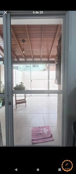 Casa com 3 quartos, 1 banheiro e 81m² à venda no bairro Areal, Pelotas