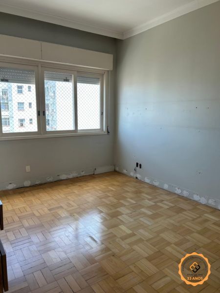 Apartamento com 3 quartos, 3 banheiros e 195m² à venda no bairro Centro, Pelotas