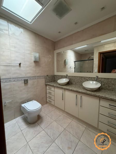 Cobertura com 4 quartos, 4 banheiros e 359m² à venda no bairro Centro, Pelotas