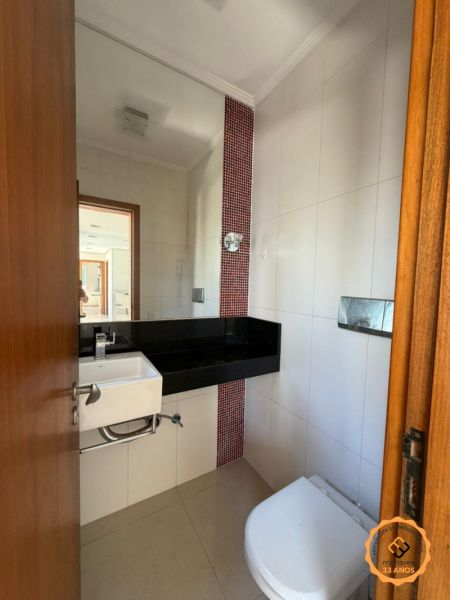 Cobertura com 4 quartos, 4 banheiros e 359m² à venda no bairro Centro, Pelotas