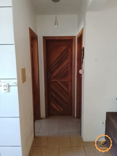 Casa com 3 quartos, 2 banheiros e 195m² à venda no bairro Três Vendas, Pelotas