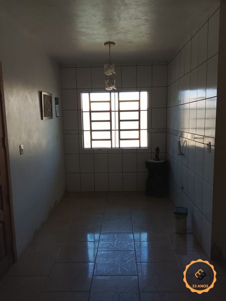 Casa com 3 quartos, 2 banheiros e 195m² à venda no bairro Três Vendas, Pelotas