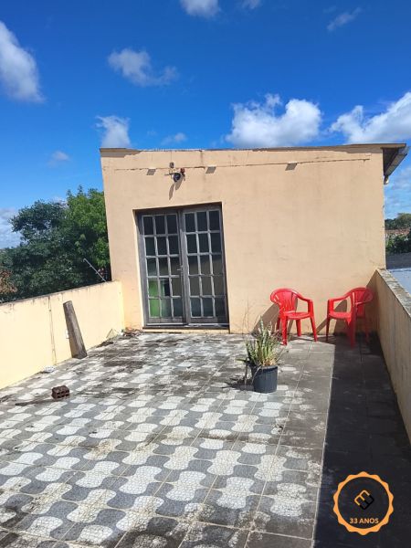 Casa com 3 quartos, 2 banheiros e 195m² à venda no bairro Três Vendas, Pelotas