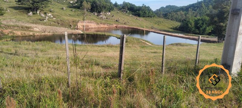 Sítio com 2 quartos e 1 banheiro à venda no bairro Colônia, Pelotas