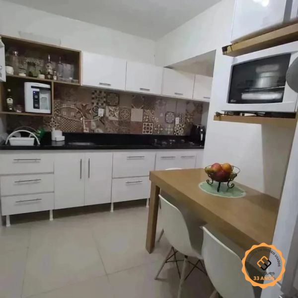 Apartamento com 2 quartos, 2 banheiros e 95m² à venda no bairro Centro, Pelotas