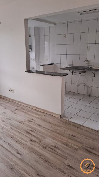 Apartamento com 2 quartos, 1 banheiro e 50m² à venda no bairro Areal, Pelotas