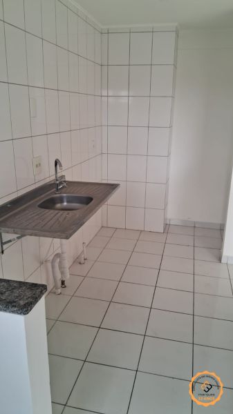 Apartamento com 2 quartos, 1 banheiro e 50m² à venda no bairro Areal, Pelotas