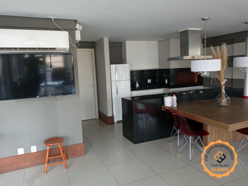 Apartamento com 2 quartos, 1 banheiro e 50m² à venda no bairro Areal, Pelotas
