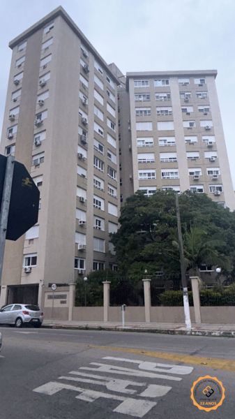 Apartamento com 3 quartos, 3 banheiros e 156m² à venda no bairro Centro, Pelotas