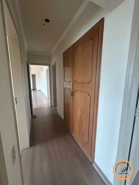 Apartamento com 3 quartos, 3 banheiros e 156m² à venda no bairro Centro, Pelotas
