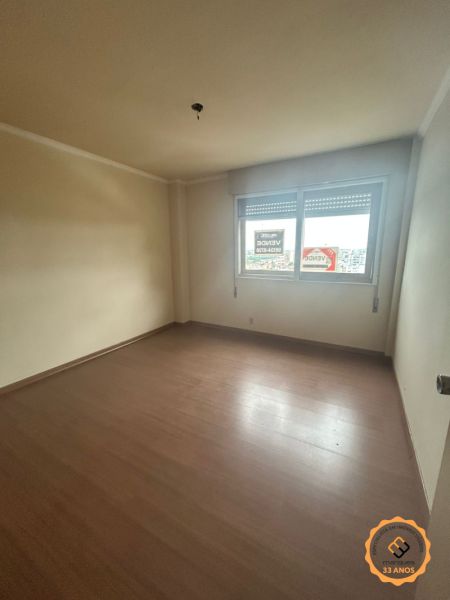 Apartamento com 3 quartos, 3 banheiros e 156m² à venda no bairro Centro, Pelotas